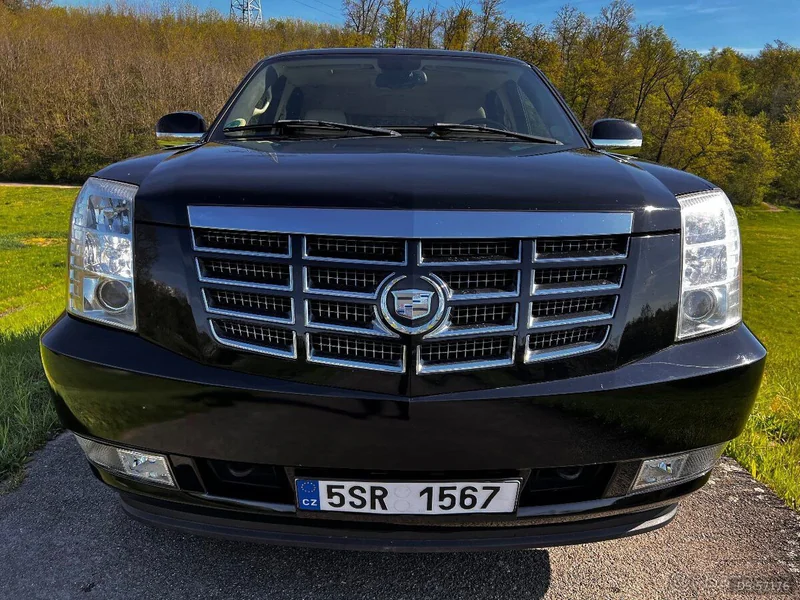 2009 Cadillac Escalade in Praha 3