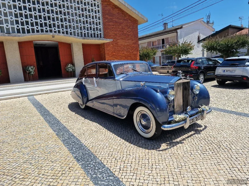1952 Rolls-Royce Silver Wraith in Bustos
