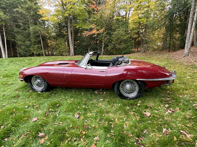 1970 Jaguar E-type in Burlington 3