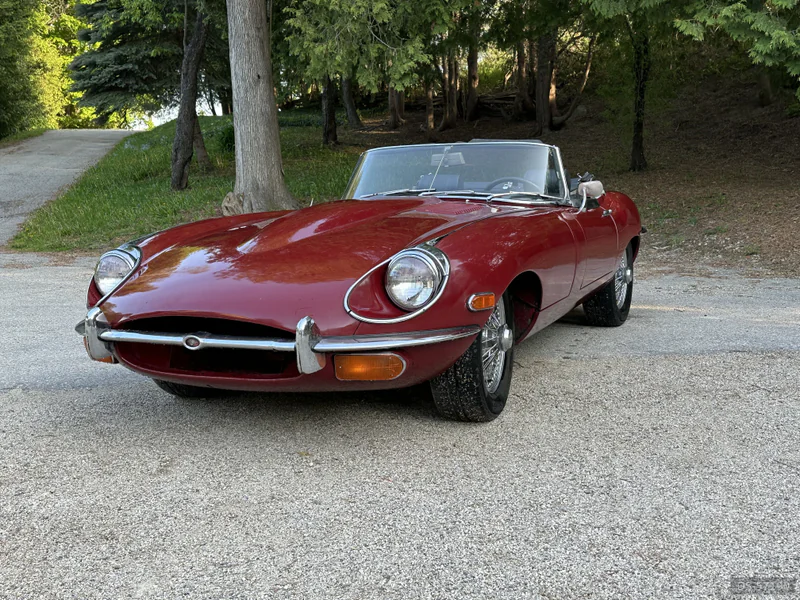 1970 Jaguar E-type in Burlington 7
