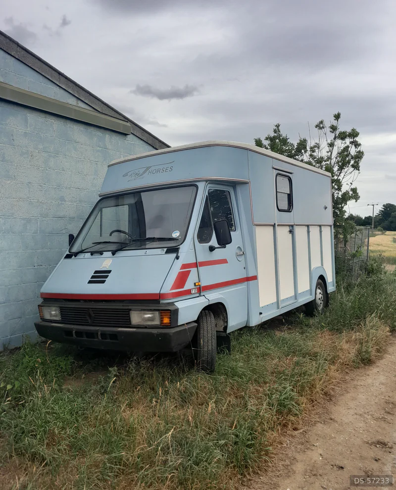 1990 Renault Horsebox. Theault in York 5