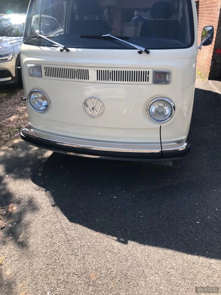 1974 Volkswagen Bay in London 3