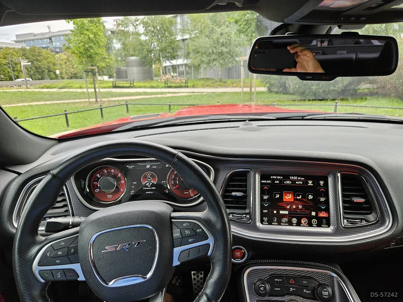 2016 Dodge Challenger SRT Hellcat in Warszawa 5