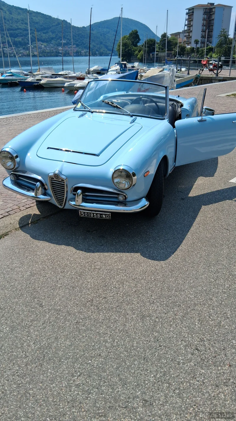 1963 Alfa Romeo Giulia Spider in Omegna 2