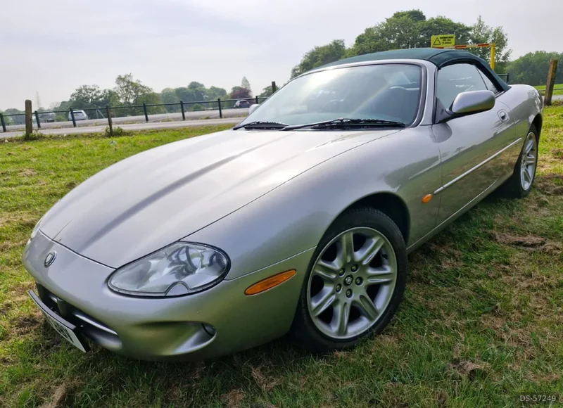 1998 Jaguar Xk X100 in St Helens 2