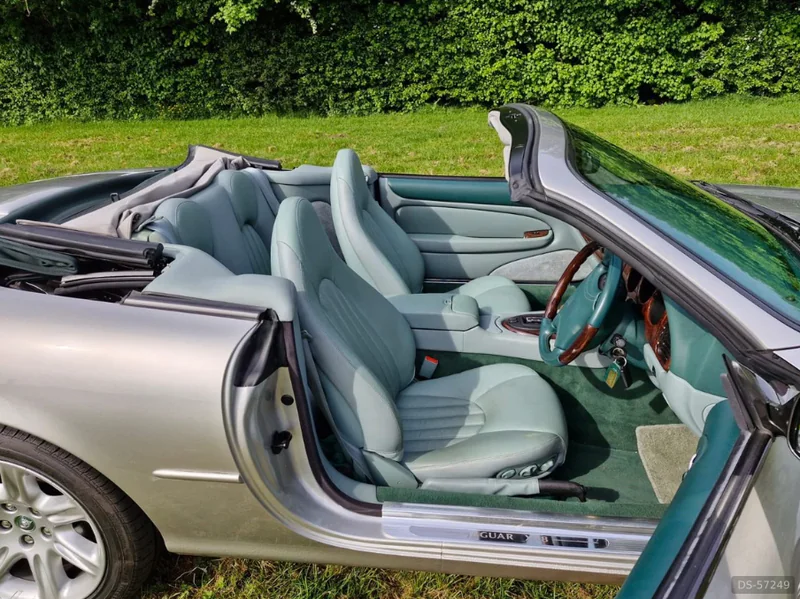 1998 Jaguar Xk X100 in St Helens 6