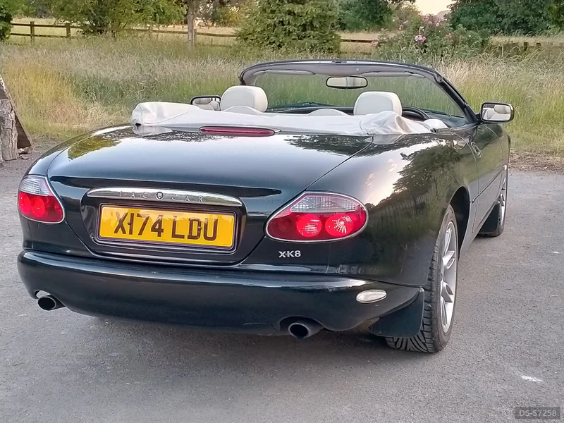 2000 Jaguar Xk8 in Buntingford 8