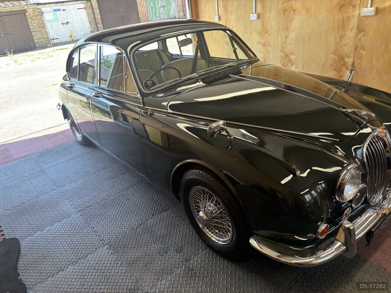 1968 Jaguar Mk2 in Gillingham 3