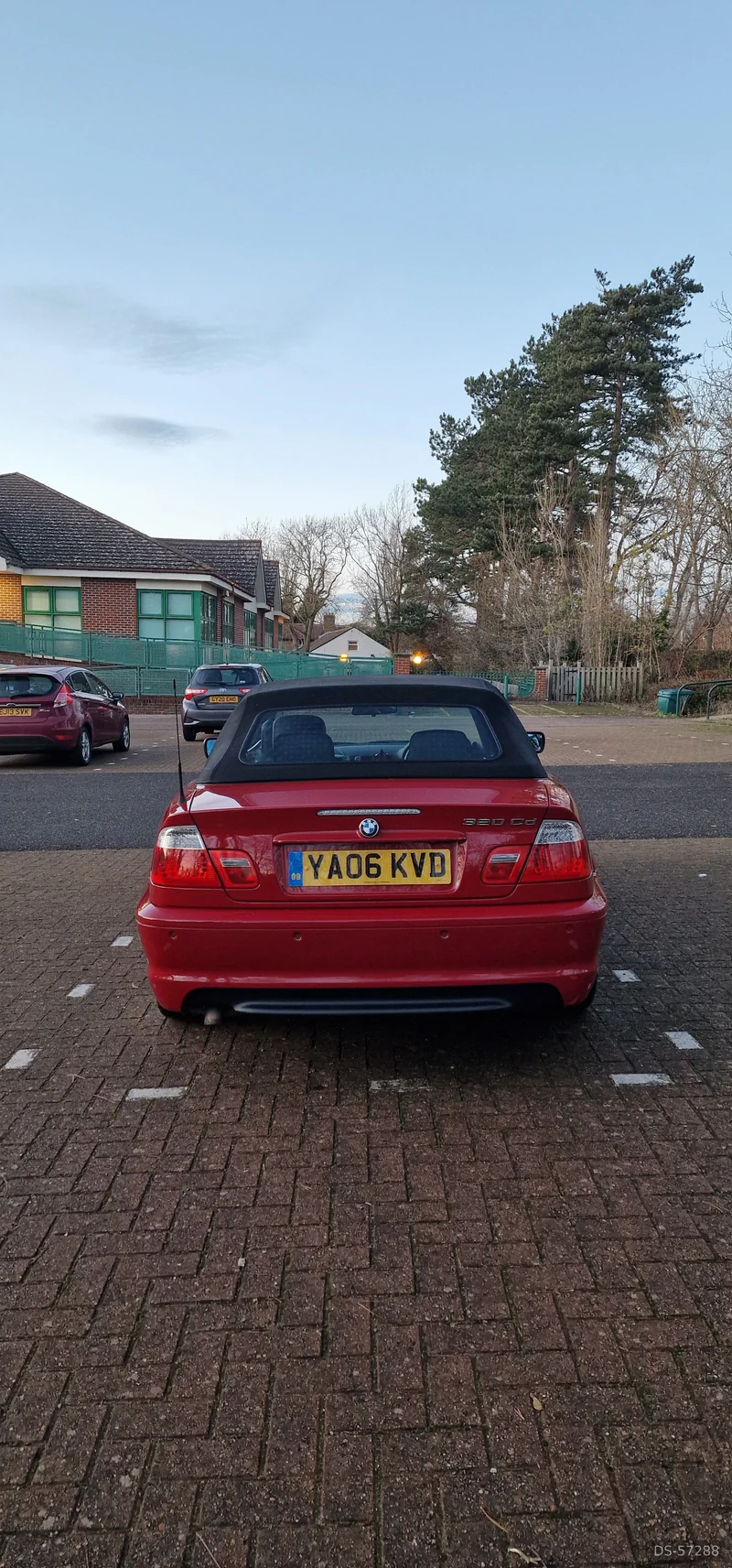 2006 BMW 320cd E46 in Stevenage 7