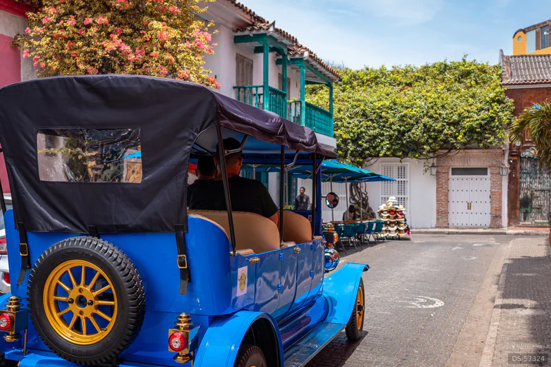 1922 Ford Resmont in Cartagena De Indias 7