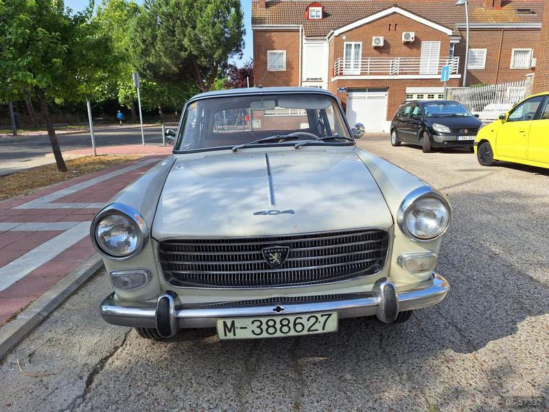 1964 Peugeot 404 in Getafe 3