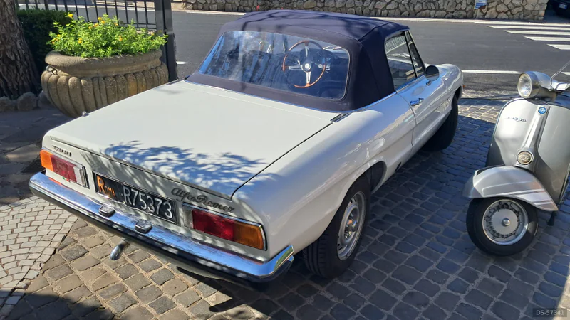 1971 Alfa Romeo Spider 1300 in Massa Lubrense 3