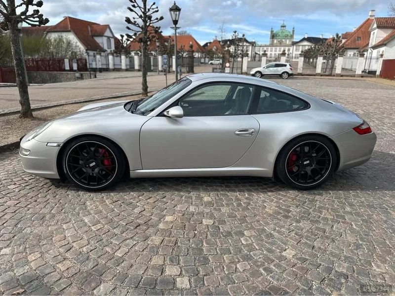 2005 Porsche 911 in Fredensborg 2