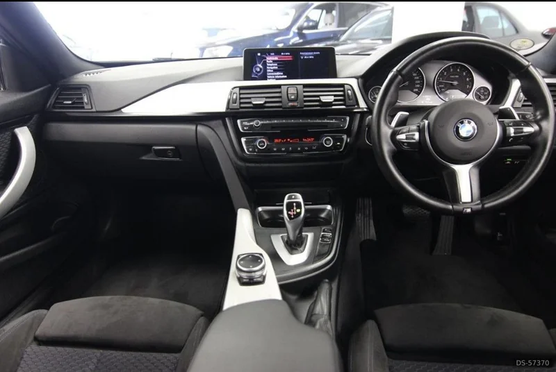 2014 BMW 420i in Auckland 5
