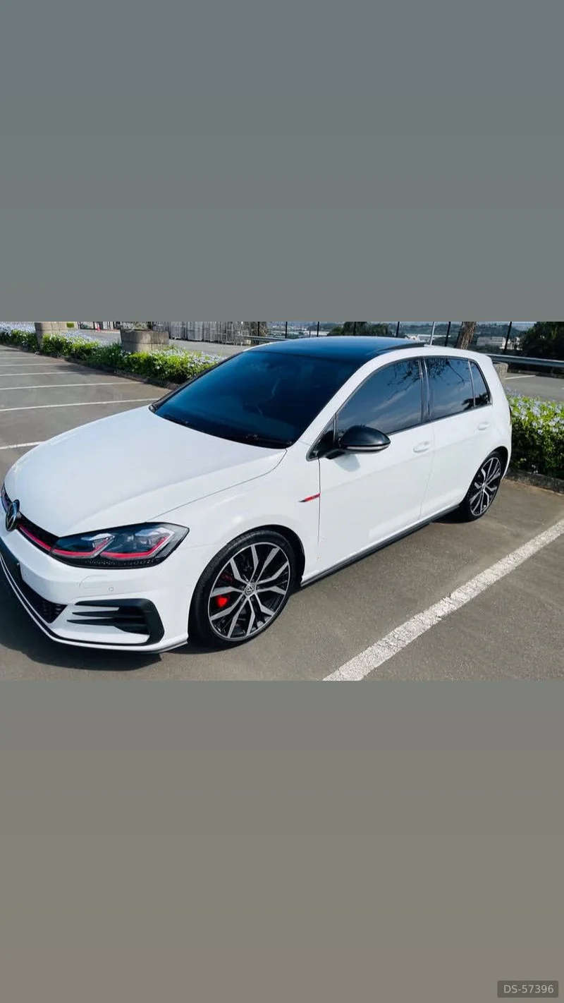 2017 Volkswagen Golf 7.5 Gti in Durban 3