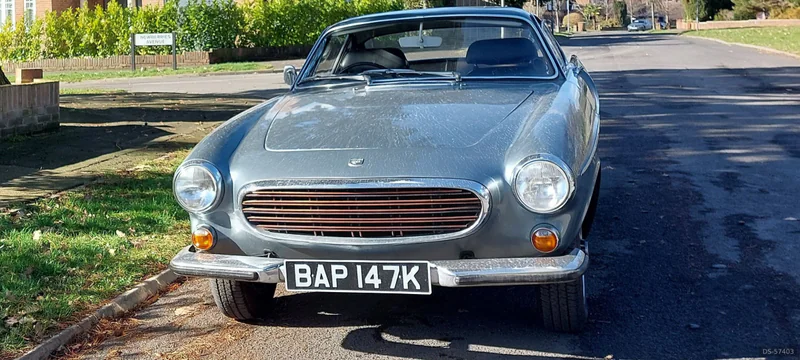 1971 Volvo P1800 in London 4