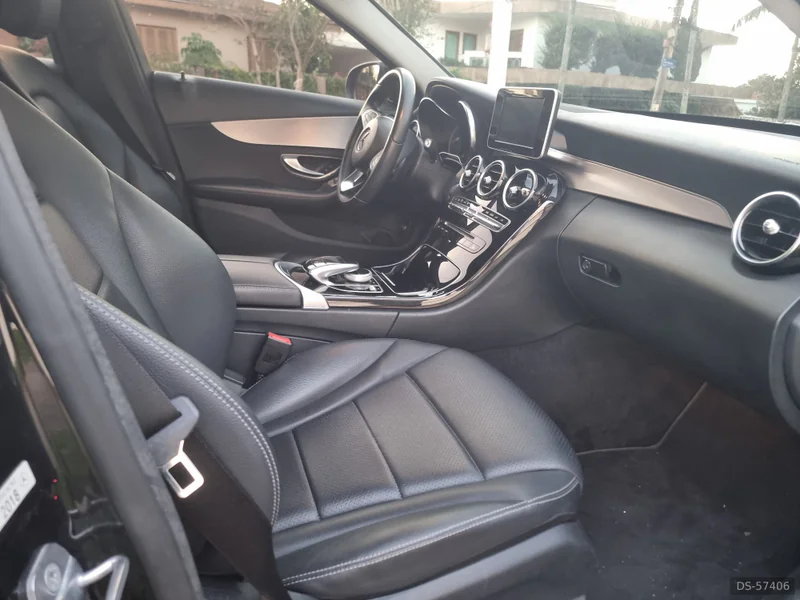 2018 Mercedes-Benz C 180 in São Paulo 6