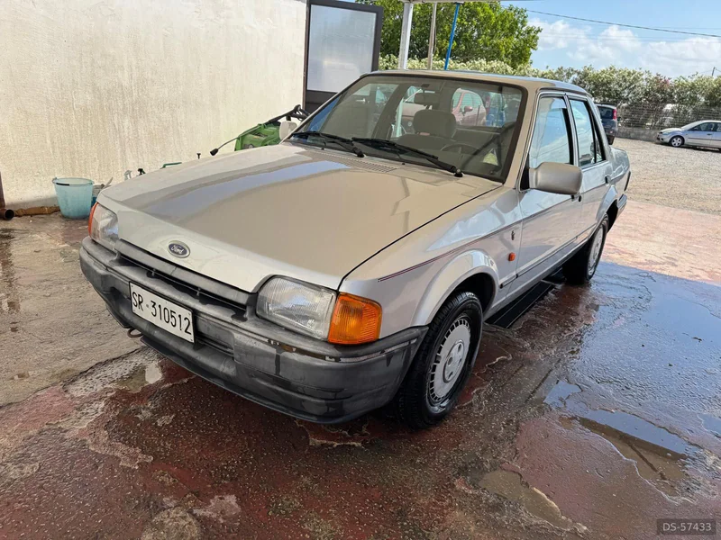 1989 Ford Orion in Siracusa