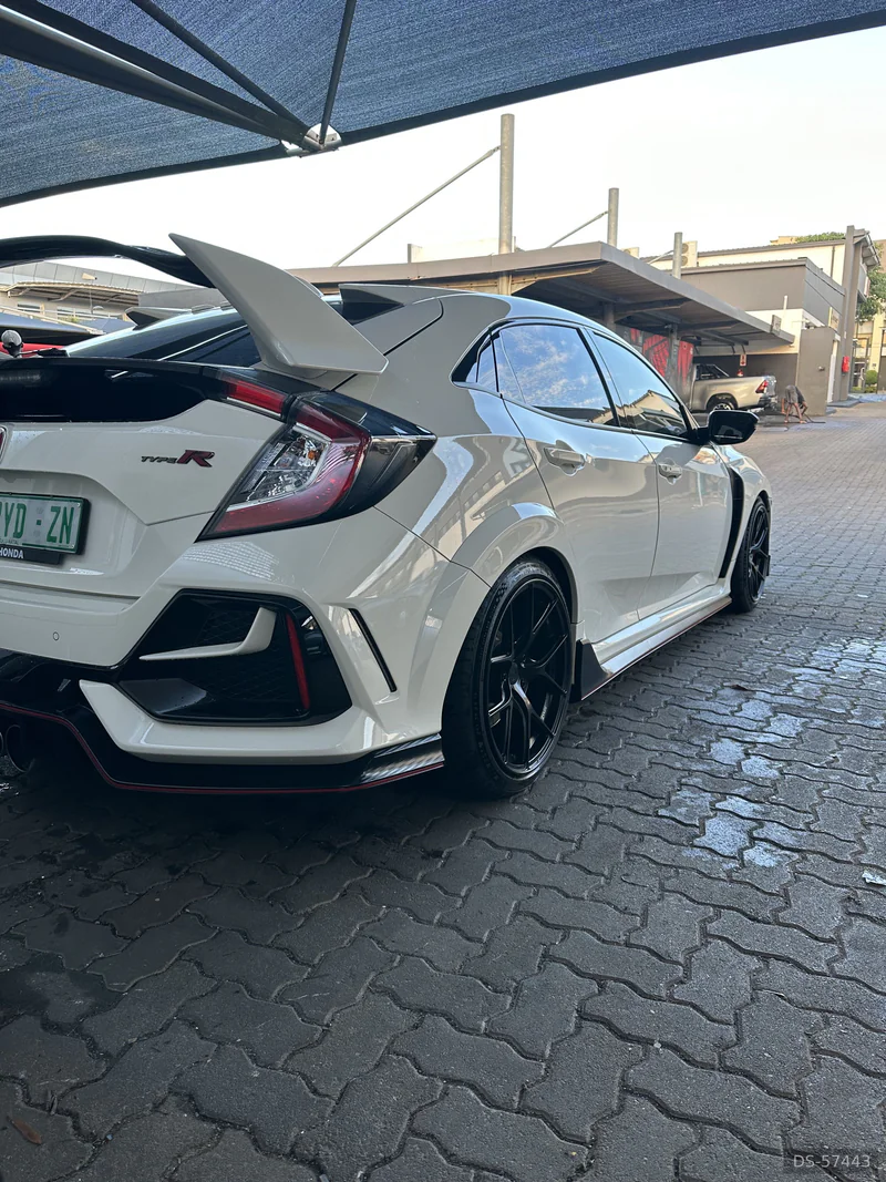 2021 Honda Civic Type-r in Durban 6