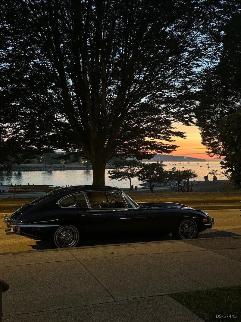 1969 Jaguar E-type in Vancouver 3