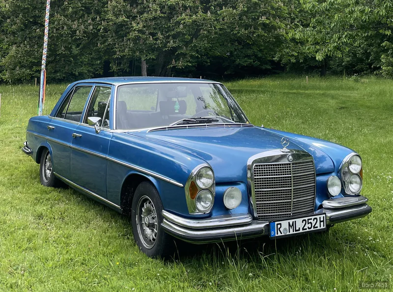 1970 Mercedes-Benz W108 280se Mit 200d Motor in Regensburg