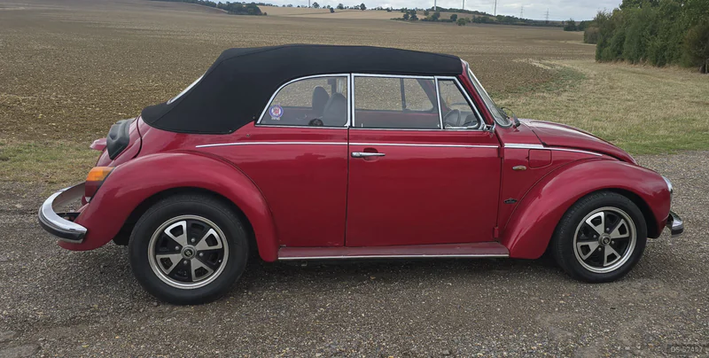 1974 Volkswagen Beetle Karmann Convertible in Ringstead 8