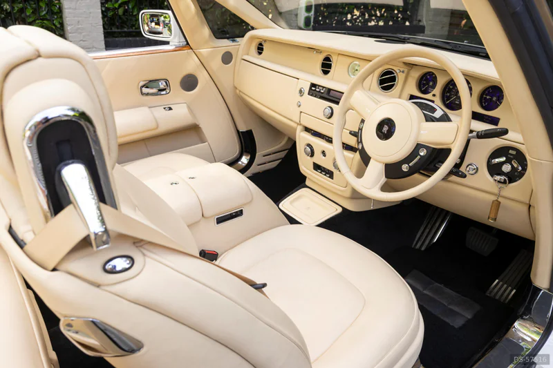 2009 Rolls-Royce Phantom in Ascot 5