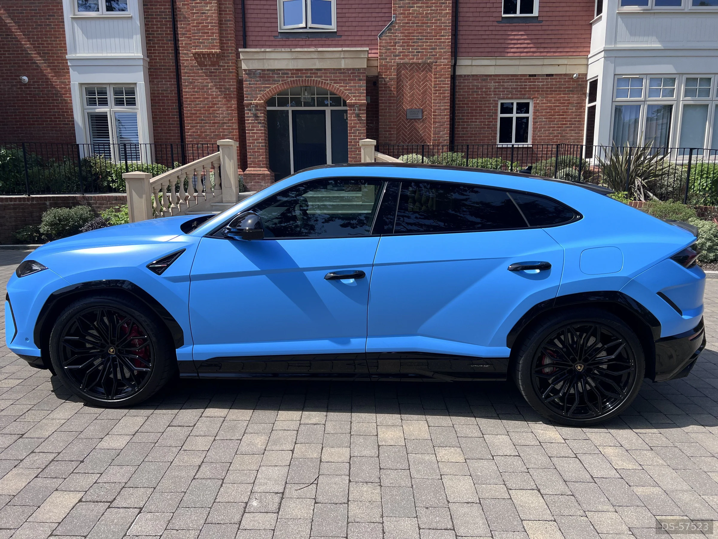 2025 Lamborghini Urus Se