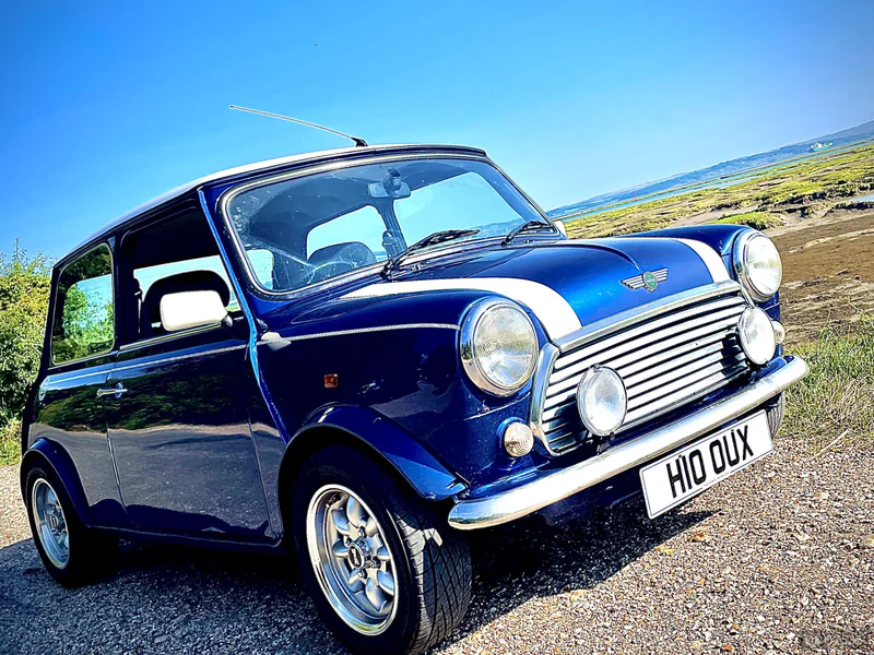 2000 Mini Classic Cooper in Southampton