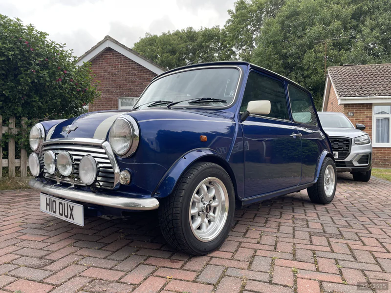 2000 Mini Classic Cooper in Southampton 2
