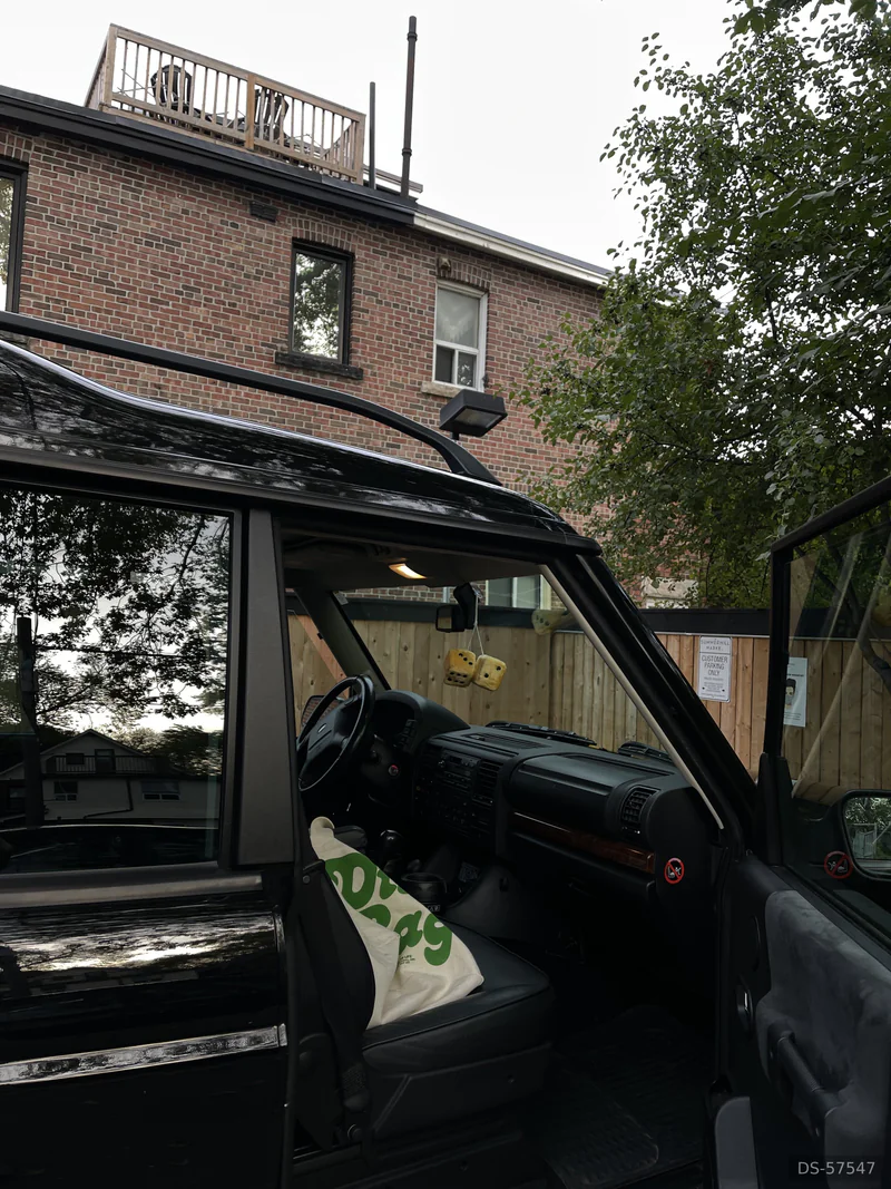 2003 Land Rover Discovery 2 in Toronto 2