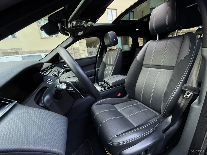 2022 Land Rover Velar in Helsinki 4