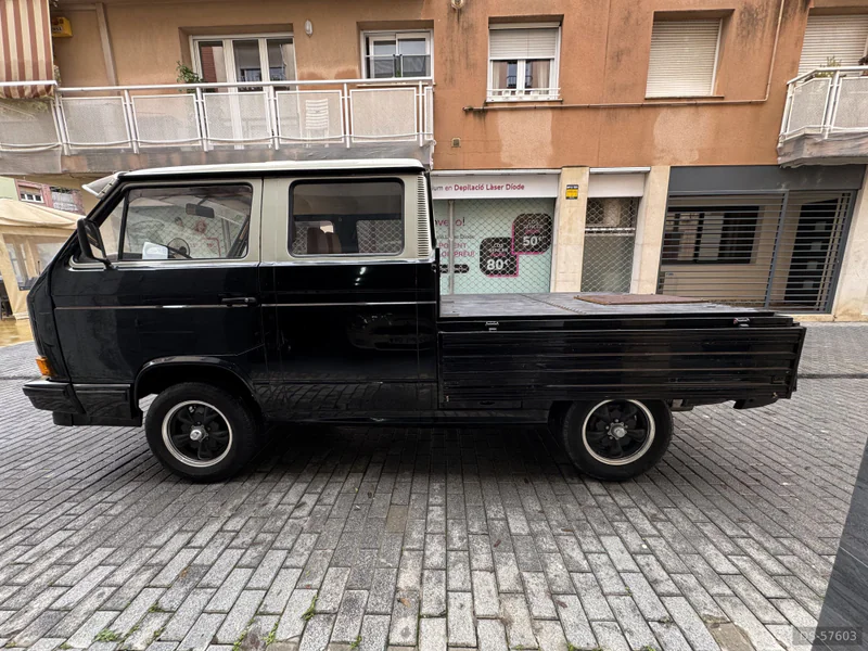 1986 Volkswagen T3 Doka in Rubí 7