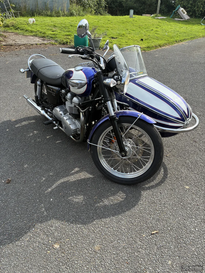 2022 Triumph Bonneville With Sidecar in Portadown