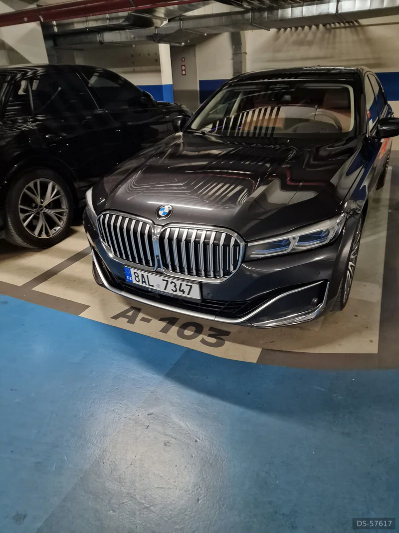 2022 BMW 730 in Vantaa 4
