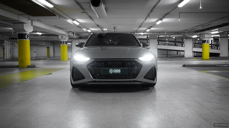 2025 Audi RS6 in Djursholm 7