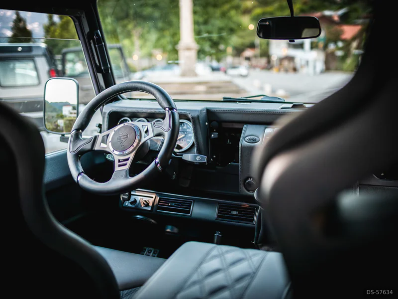 1998 Land Rover Defender in Braga 9