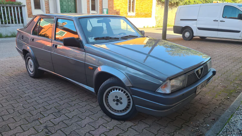 1987 Alfa Romeo 75 Twin Spark in Ortonovo