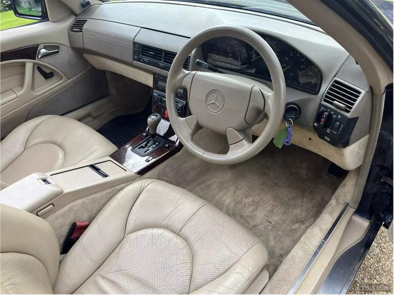 1996 Mercedes-Benz SL500 in Hampton 9
