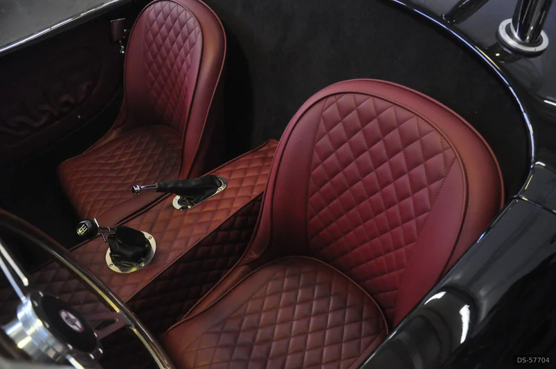 1967 AC Cobra 427 Replica in Airola 6