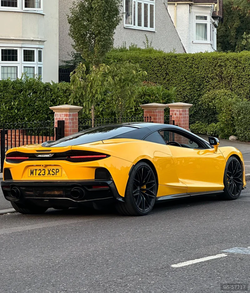 2023 McLaren Gt V8 in London 2