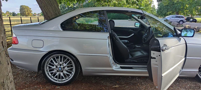 2004 BMW 330 Ci in London 3