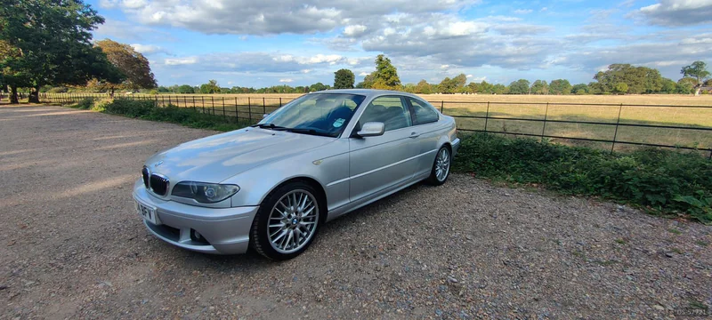 2004 BMW 330 Ci in London 5