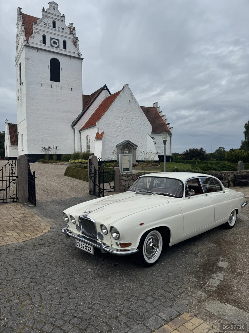1962 Jaguar Mk X in Langeskov
