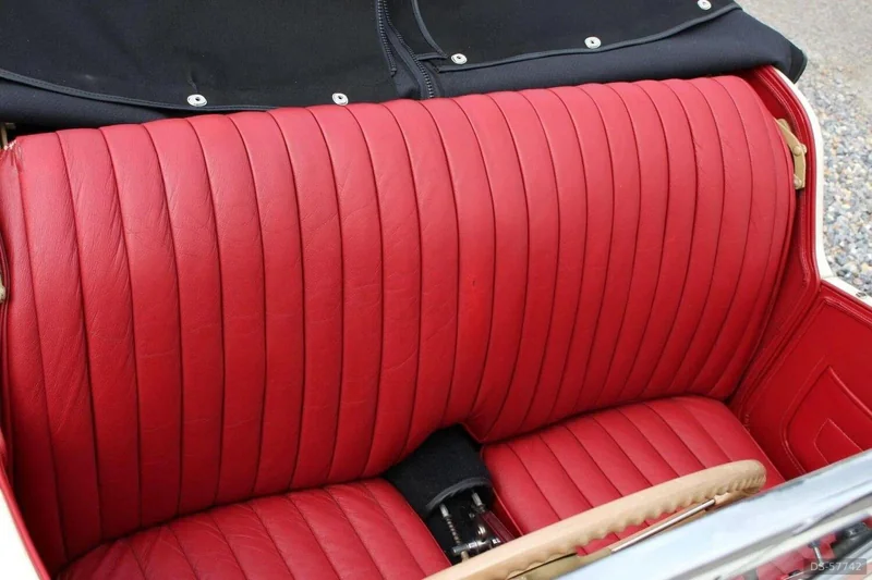 1953 MG TD (T-Type) 1953 in Surrey 8