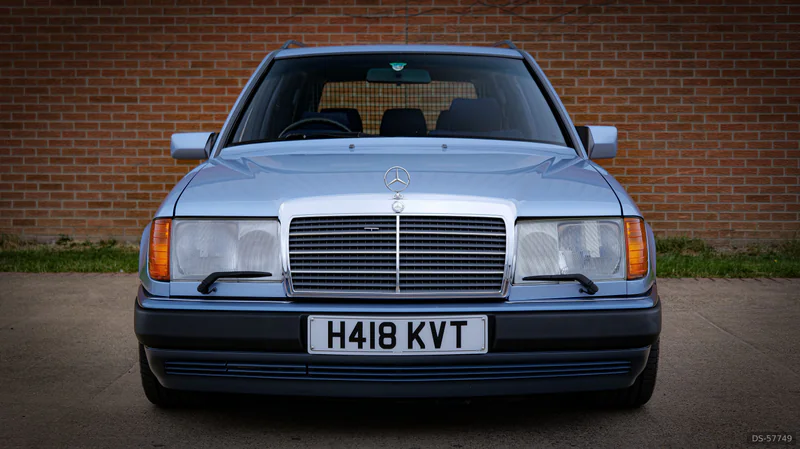 1991 Mercedes-Benz S124 Wagon in Barnsley 2
