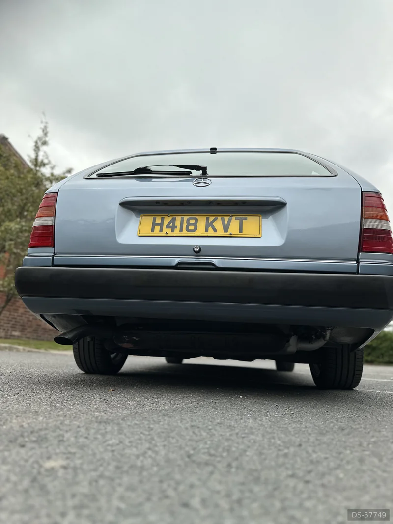 1991 Mercedes-Benz S124 Wagon in Barnsley 4