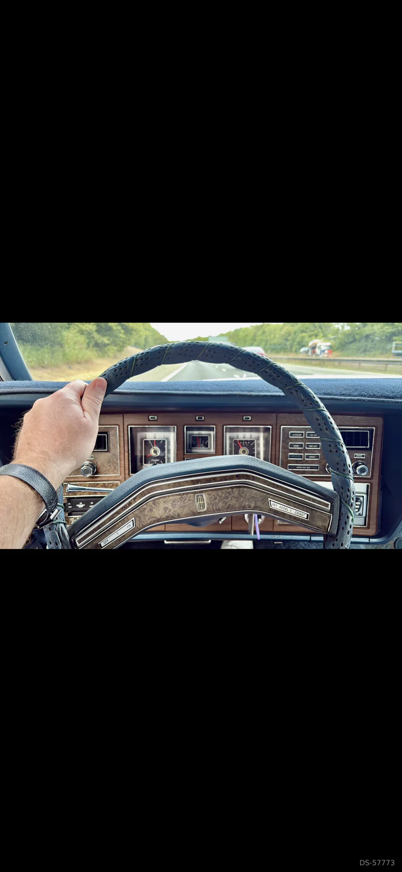 1976 Lincoln Continental in Peterborough 4