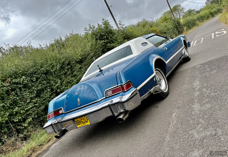 1976 Lincoln Continental in Peterborough 2