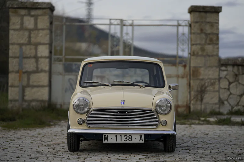 1971 Mini 1000 E Deluxe in Madrid 10